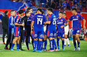 De cara al clásico con la UC: Gago recupera a Vargas y Aránguiz, pero corta a varios extranjeros en la citación de la U