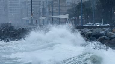 Emiten aviso de marejadas anormales en gran parte del país ante el sistema frontal