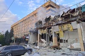 Bombardeo ruso sobre restaurante en Ucrania deja al menos tres muertos y más de 40 heridos