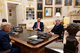 Netanyahu acepta unirse a “Junta de la Paz” en medio de operaciones en Gaza y demolición de sede de la UNRWA