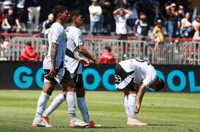 Un plantel estelar al debe: los errores que explican el complicado arranque de Colo Colo en el año del centenario