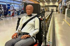 Más de 70 años después, crean el primer dummy mujer de la historia