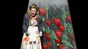 Estreno GAM: obra evidencia el poder del lenguaje en la era digital