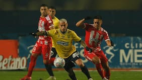 Blanco en fútbol y goles: El Campanil y Unión La Calera protagonizan opaco partido en Concepción