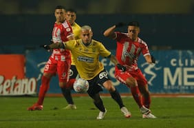 Blanco en fútbol y goles: El Campanil y Unión La Calera protagonizan opaco partido en Concepción