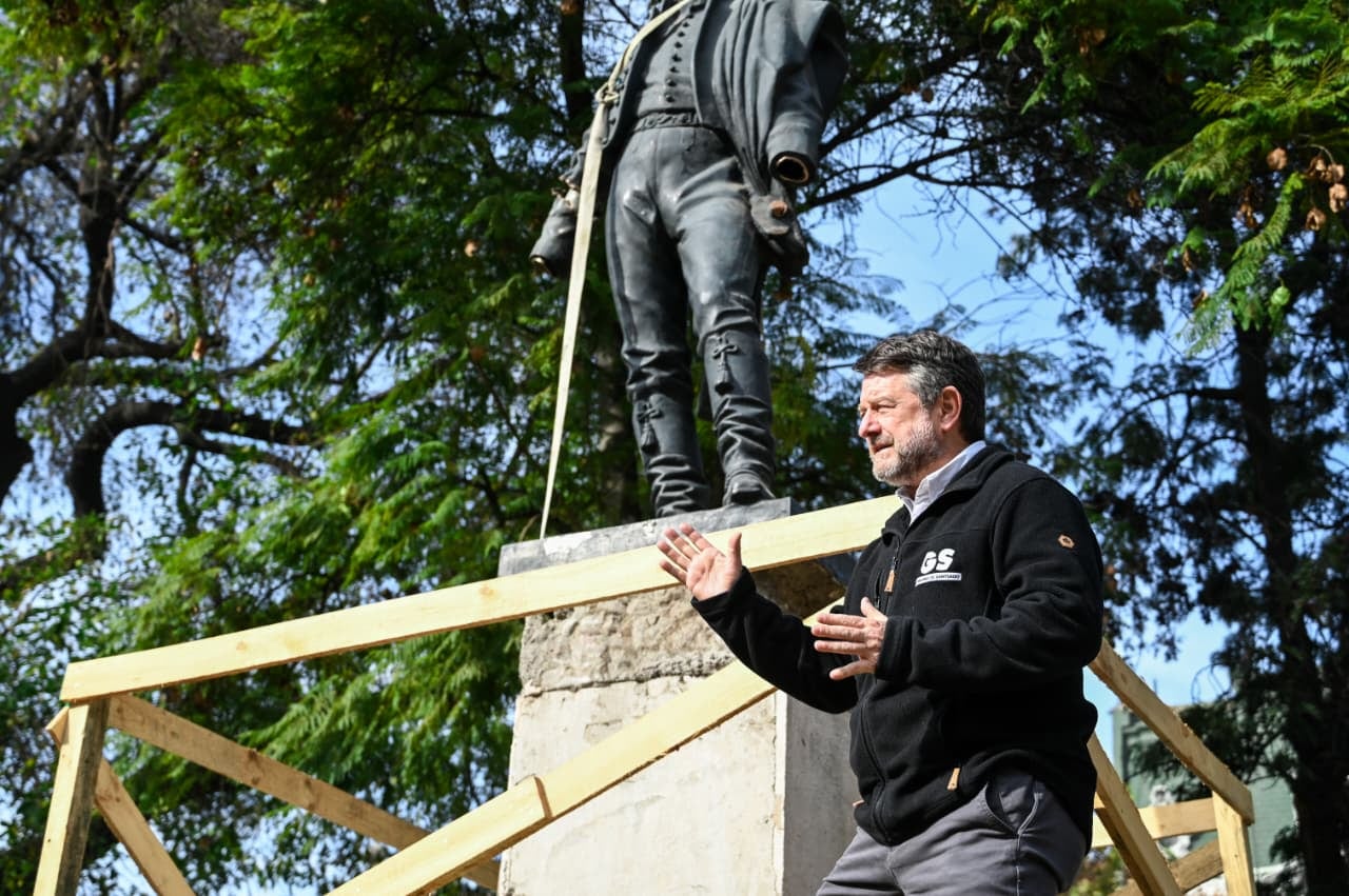 Orrego por vandalización a monumentos en Santiago: "Antes de pensar en penas nuevas, apliquemos las que tenemos"