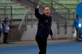 Luis Mena y la falta de arquera en la lucha de la Roja femenina por el oro: “Ya tendremos tiempo de ver qué ocurre”