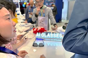Gafas, gafas y más gafas: la CES 2025 se llenó de anteojos inteligentes