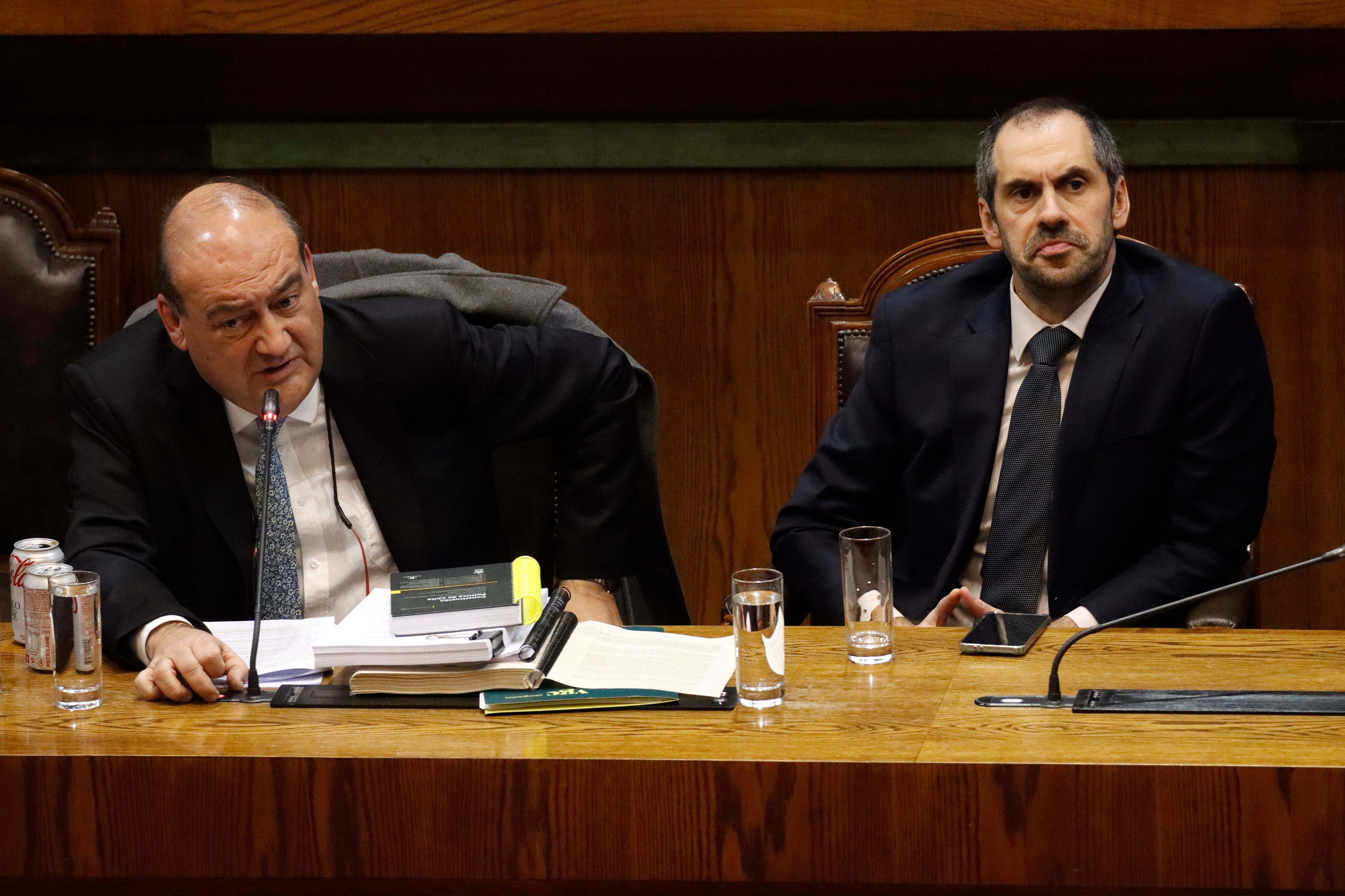 Acusación a Grau: ausencias y desmarques del PDG y de RN estrechan la ventaja de la derecha