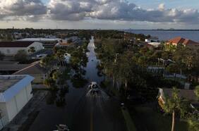 El huracán ‘Milton’ ha dejado ya 23 muertos en Florida a la espera de la visita del presidente Biden