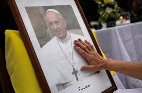 Muerte del Papa Francisco: cuáles son los protocolos y las tres etapas que debe tener su funeral