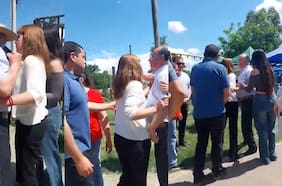 Captan tensa discusión entre alcalde de Los Ángeles y Core del Biobío en fiesta costumbrista