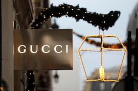 Actuaron por separado, pero con la misma práctica: sancionan a las casas de moda Gucci, Chloé y Loewe por fijar precios