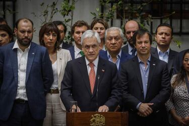 A_UNO_1127112-900x600