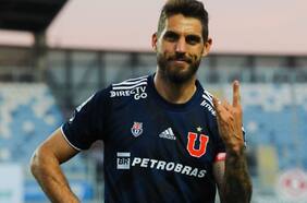 Larrivey no quiere escapar de la U: está dispuesto a seguir incluso en la B