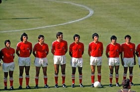 De Carlos Reinoso a Lionel Messi: remate de camisetas mundialeras se toma el fin de semana