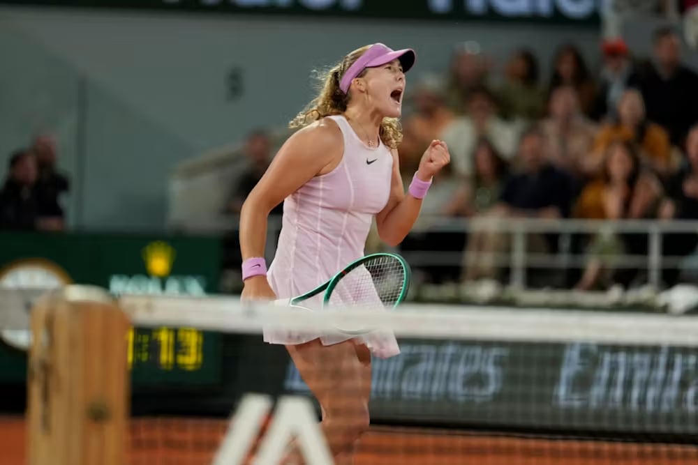 La rusa Mirra Andreeva termina con el invicto de la ucraniana Marta Kostyuk y avanza a su primera final en Roland Garros
