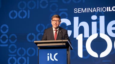 Ministro Mas en Chile 100: “Incorporar a las personas mayores a la vida económica no es caridad”
