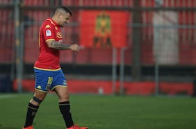¿Se despide de Unión Española? Emiliano Vecchio sorprende y se ofrece a equipo grande de Argentina