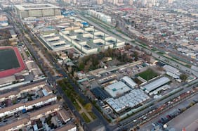 Vecinos del “barrio penitenciario” arremeten en tribunales para impedir construcción de nueva cárcel en Santiago