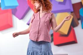 Las blusas que no pueden faltar en tu clóset esta primavera