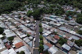 Cómo es hoy la vida en un barrio de El Salvador antes dominado por las maras