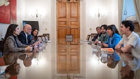 El primer cara a cara en La Moneda tras derrota electoral: ministros advierten la dificultad de traspasar el voto Parisi