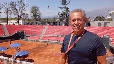 “Con Zverev aclaramos todo”: Las sabrosas historias de Patricio Apey, el manager chileno de las estrellas del tenis