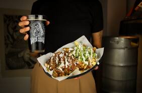 Santa Cebada: el nuevo bar cervecero que llegó a refrescar barrio Italia