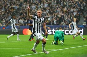 Champions League: un gran Newcastle arrasa con el PSG en el duelo de los millonarios
