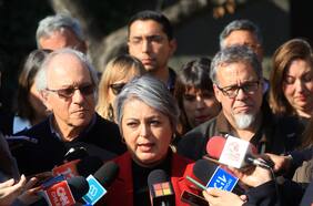 “Tratemos de concentrar las horas de trabajo en legislar”: Jeannette Jara ante críticas en su contra por muerte de gásfiter