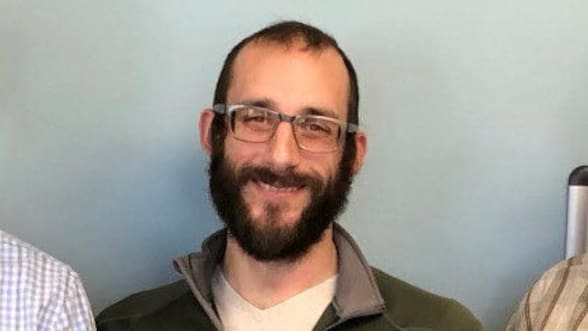 Familia de víctima del tiroteo en Minneapolis acusa a la administración Trump de decir “mentiras repugnantes”