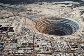 Por qué China está perforando un agujero de 11 kilómetros de profundidad