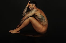 Luis Jiménez sorprende al posar desnudo para revista nacional