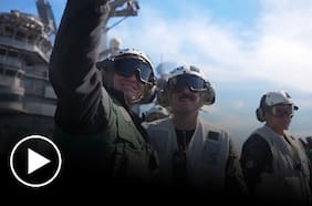 Así fue la visita del Presidente Kast al portaaviones nuclear “USS Nimitz” de EE.UU.