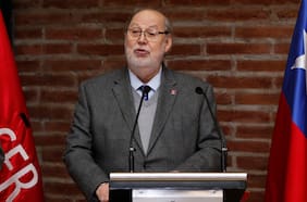 Servel destaca buena participación en elección de gobernadores con un 83,31% e informa que hay 122 mesas descuadradas