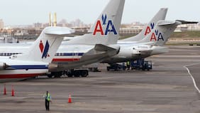 Dos aviones en pista chocan en Nueva York en medio de falta de operadores en EE.UU. tras cierre del gobierno federal