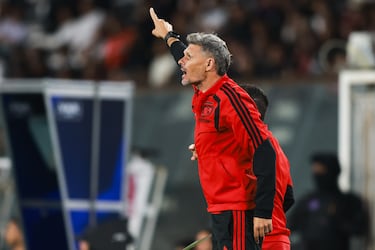 La mesura del DT Fernando Ortiz tras la victoria de Colo Colo: “Es solo un triunfo más, esto es largo”