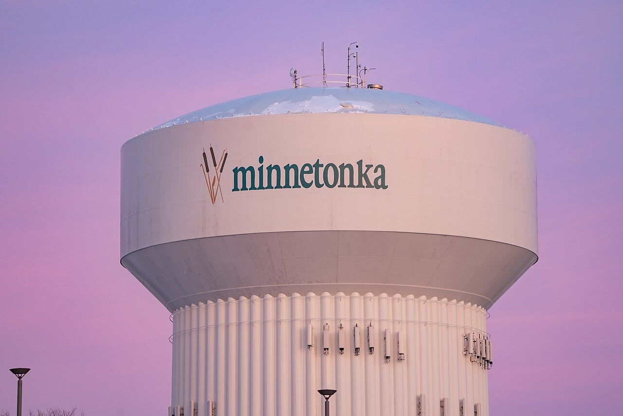 EE.UU. vincula a Irán a ciberataque contra más de 30 sistemas de agua en Minnesota