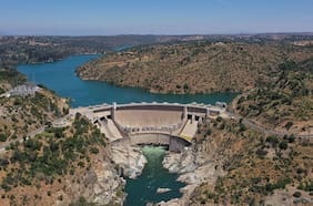 Empresas anotan fuerte crecimiento de 66% en sus ganancias en el segundo trimestre, impulsadas por el sector eléctrico