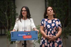 Vocera de gobierno acusa “animadversión” hacia canciller Urrejola en medio de críticas por vacaciones durante emergencia