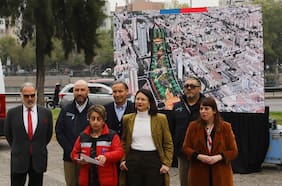 “Que las carreteras no sean cicatrices que dividen las ciudades”: Boric destaca Parque Urbano sobre la Autopista Central