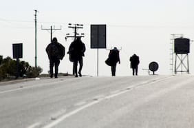 Columna de Sebastián Izquierdo: Oleada migrante: ni blanco ni negro, desafiante