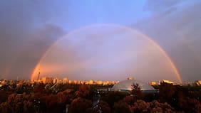 ¿Por qué se formó un arcoíris en Santiago durante la lluvia y tormentas eléctricas?