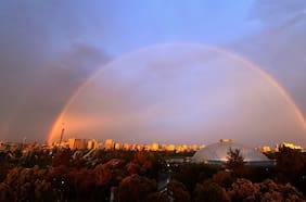 ¿Por qué se formó un arcoíris en Santiago durante la lluvia y tormentas eléctricas?
