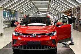 Los vehículos eléctricos representaron el 10% de todos los autos nuevos vendidos el año pasado en el mundo