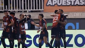 Con un inspirado “Popin” Castro: Limache vence de principio a fin a la U. de Concepción y es puntero del campeonato