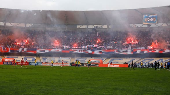 Otra vez por incidentes: Tribunal de Disciplina castiga a más de cinco mil hinchas de la U