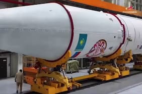 Director de agencia espacial rusa anuncia que nuevo cohete Soyuz-5 está en sus pruebas finales