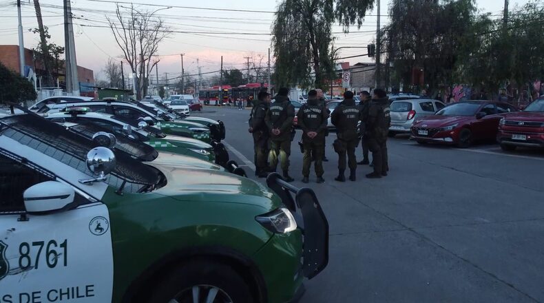 Carabineros Plan Enjambre